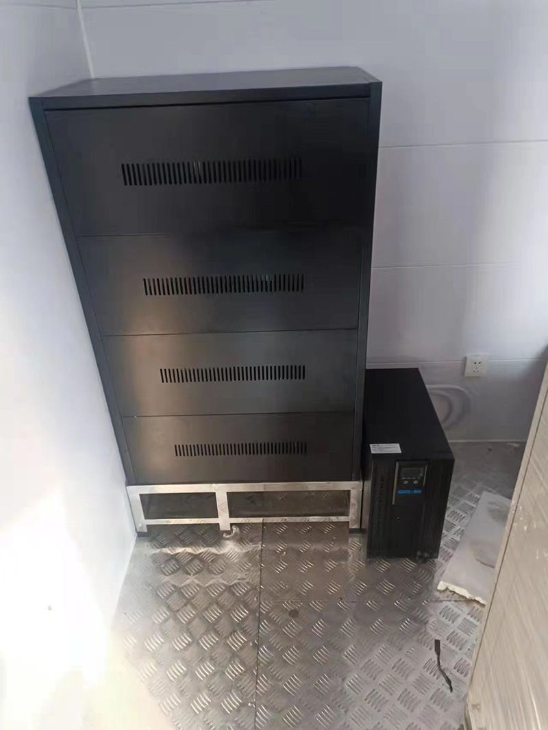 嘉峪關(guān)某重工集團(tuán)商宇UPS